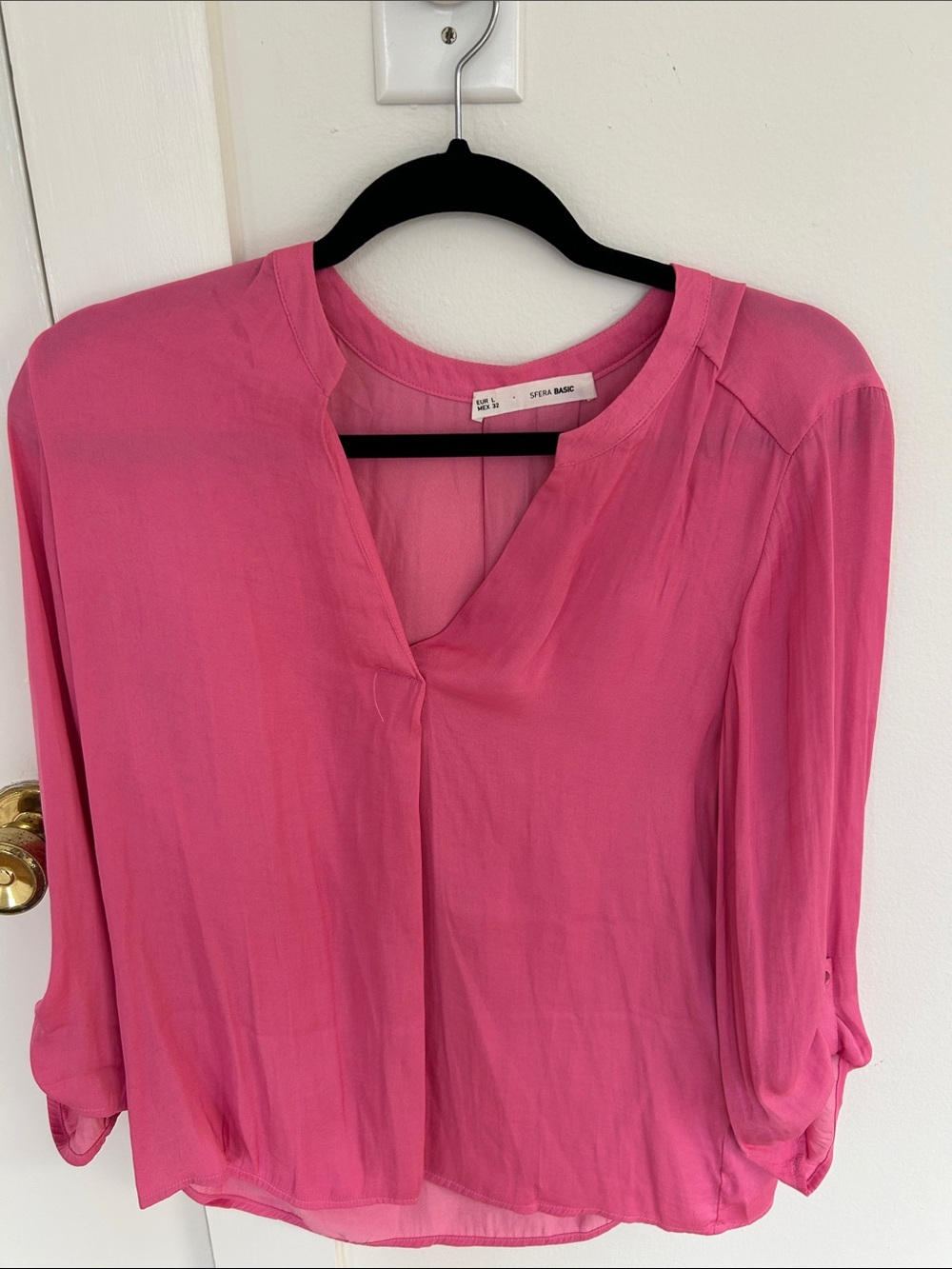 Vince Camuto Hot Pink V-Neck Roll-Tab Blouse